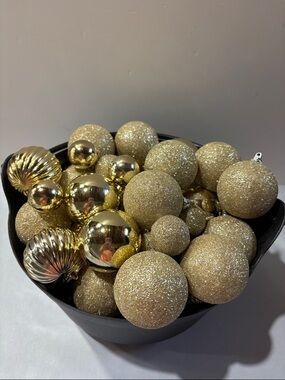 128 piece gold Christmas ornament vase filler loose shiny glittery various sizes